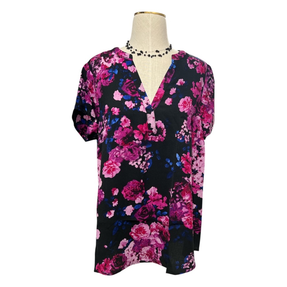 Torrid Black Floral Gauze Hi-Lo V-Neck Blouse Sz 00 M/L (10) NWT